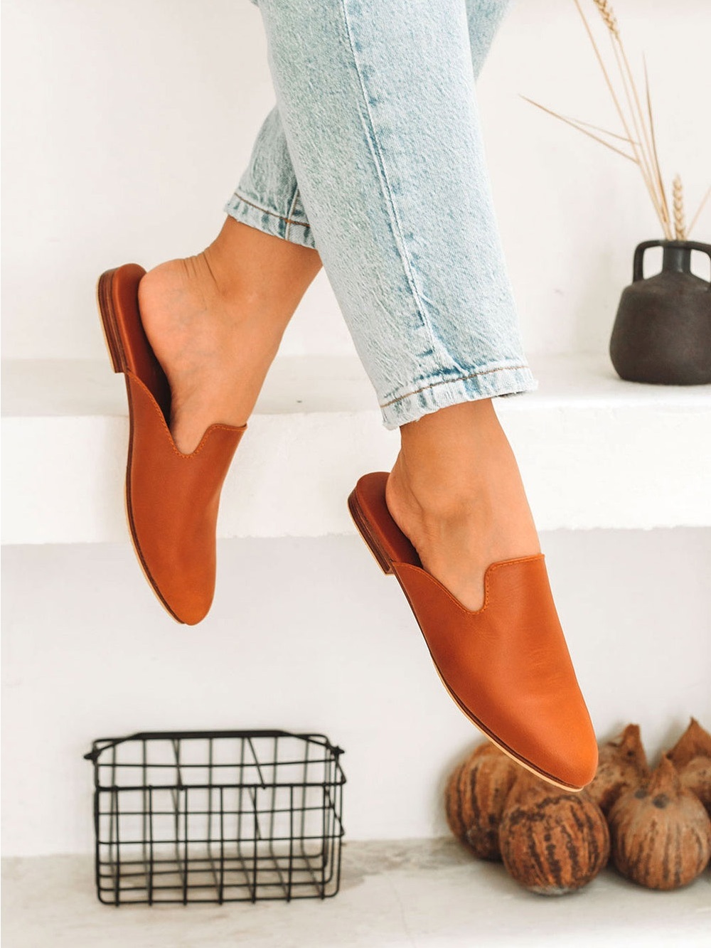 Women's Pointed Backless Mules in Cognac